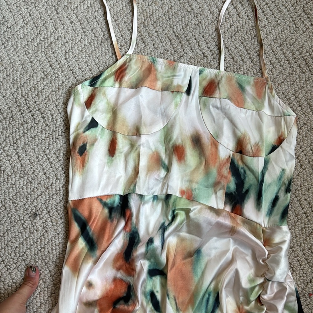 Patterned Dress - Picture 3 of 5